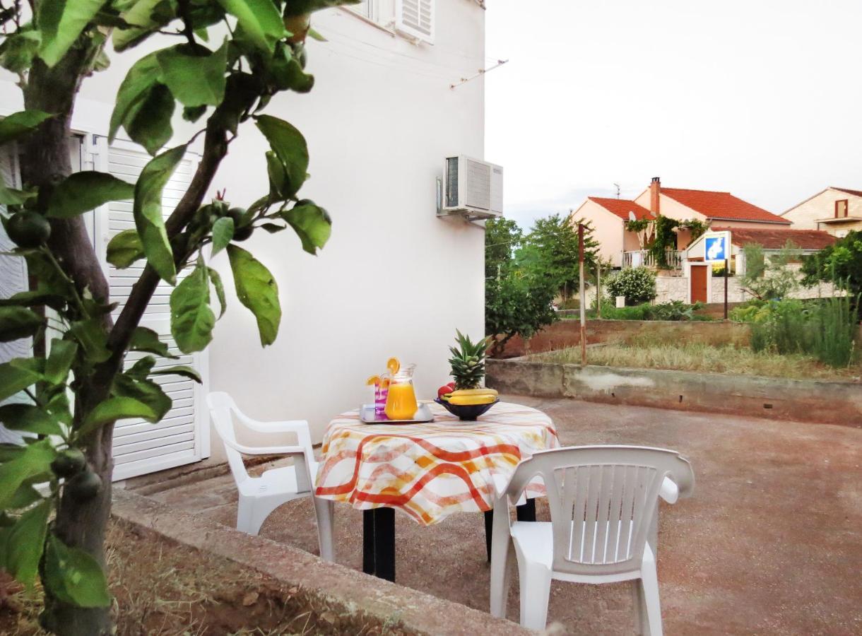 Apartment Jadro Supetar Exterior photo