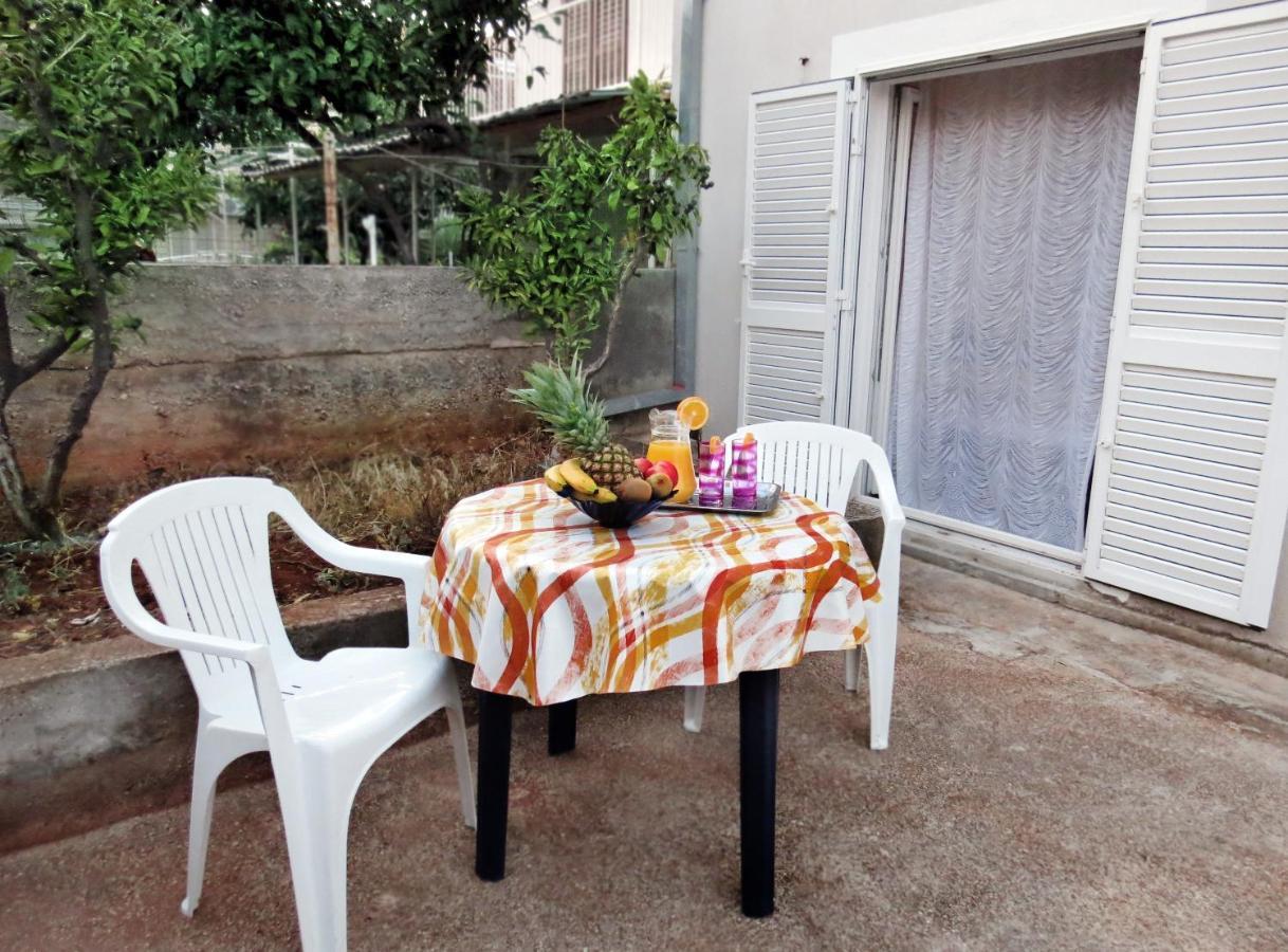 Apartment Jadro Supetar Exterior photo